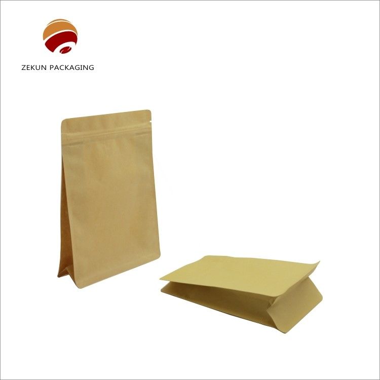 Sac à fond plat avec les coins verticaux du terme CIF